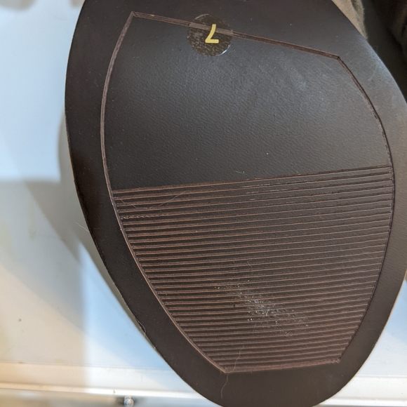 Tahari, Open Toe, Block Heel, Tan, Size 7 New, Suede - Picture 7 of 11